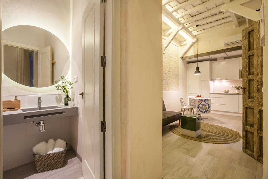 Apartamento Tomas Ibarra Pool&Luxury Sevilla Exterior foto